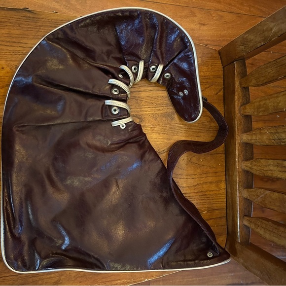 Lui Antinous Saddle Shoulder Bag with Silver Accents EUC! - Picture 2 of 14